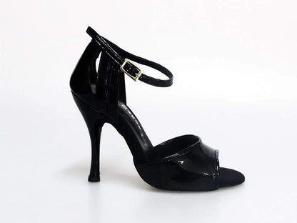 Scarpa da donna Wishdance Asia QA (35B QA) in elegante vernice nera, con design raffinato e dettagli lucidi.