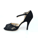 Carica immagine nella Galleria, Wishdance Scarpa in Raso Laminato Nero con inserti in Pizzo e Tacco a Spillo
