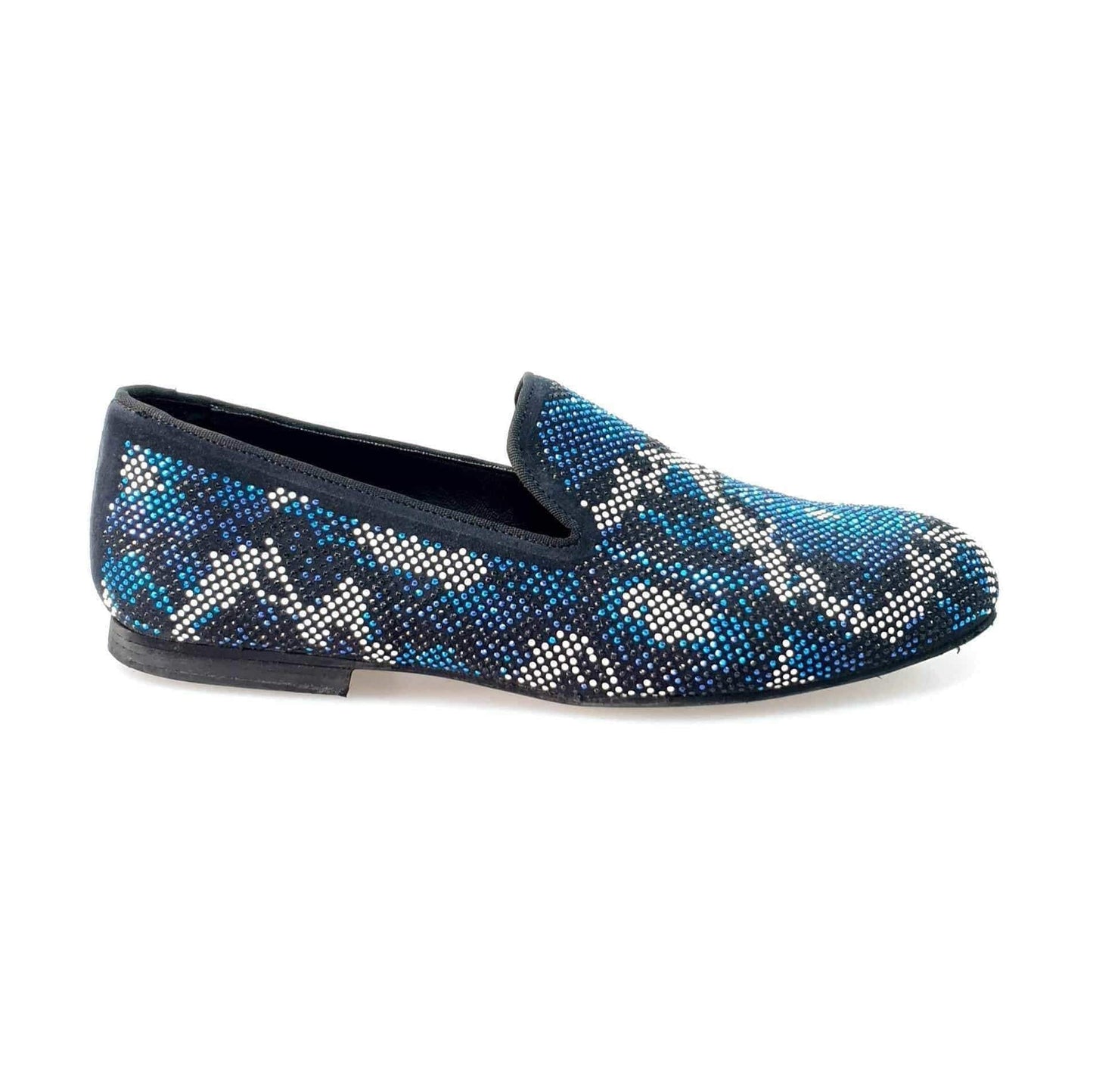 Scarpa mocassino Wishdance Viper Blue in camoscio blu con dettagli Swarovski blu, bianco e nero, fondo micro antiscivolo.