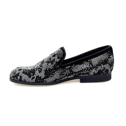 Mocassino uomo Viper Black Wishdance in camoscio nero con dettagli Swarovski, suola micro light, elegante e raffinato.